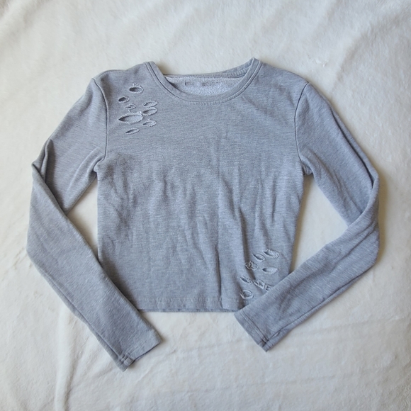 Alphalete Distressed Long Sleeve Crop Top Crewneck - Picture 2 of 14